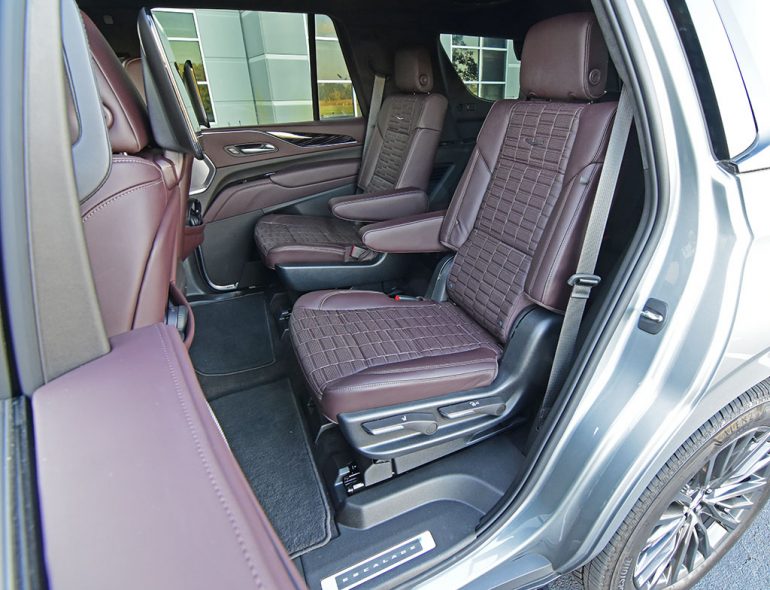 2023 cadillac escalade ʋ 2nd row seats