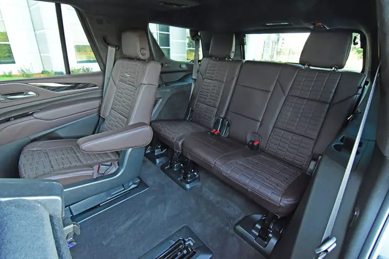 2023 cadillac escalade Ê‹ 3rd row seats