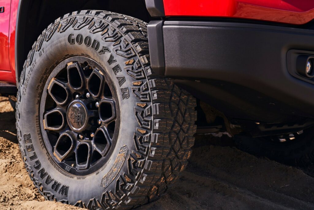 2024 Chevrolet Silverado HD ZR2 Debuts With Massive 35-Inch Tires To Tackle Anything You Throw At It