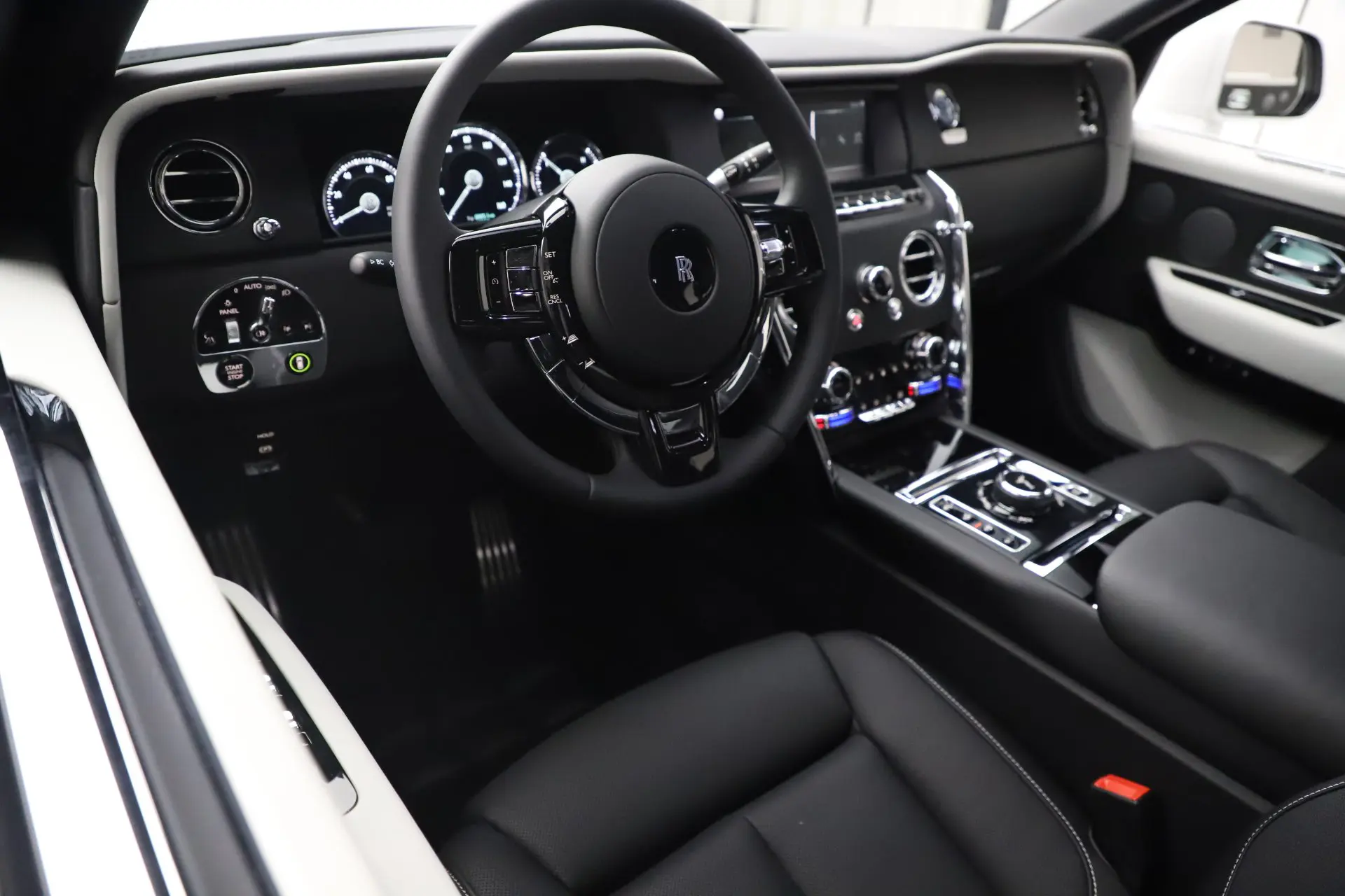 3 New 2020 Rolls Royce Cullinan Ronaldo Takes the Wheel of His Rolls-Royce Cullinan