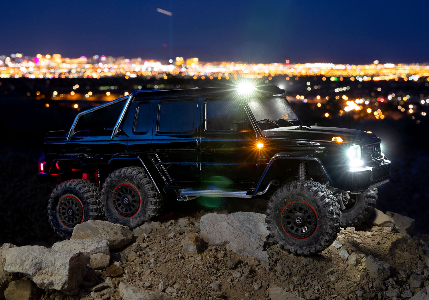 TRX-4 Mercedes-Benz G 63 AMG 6x6 Factory-Equipped LED Lighting