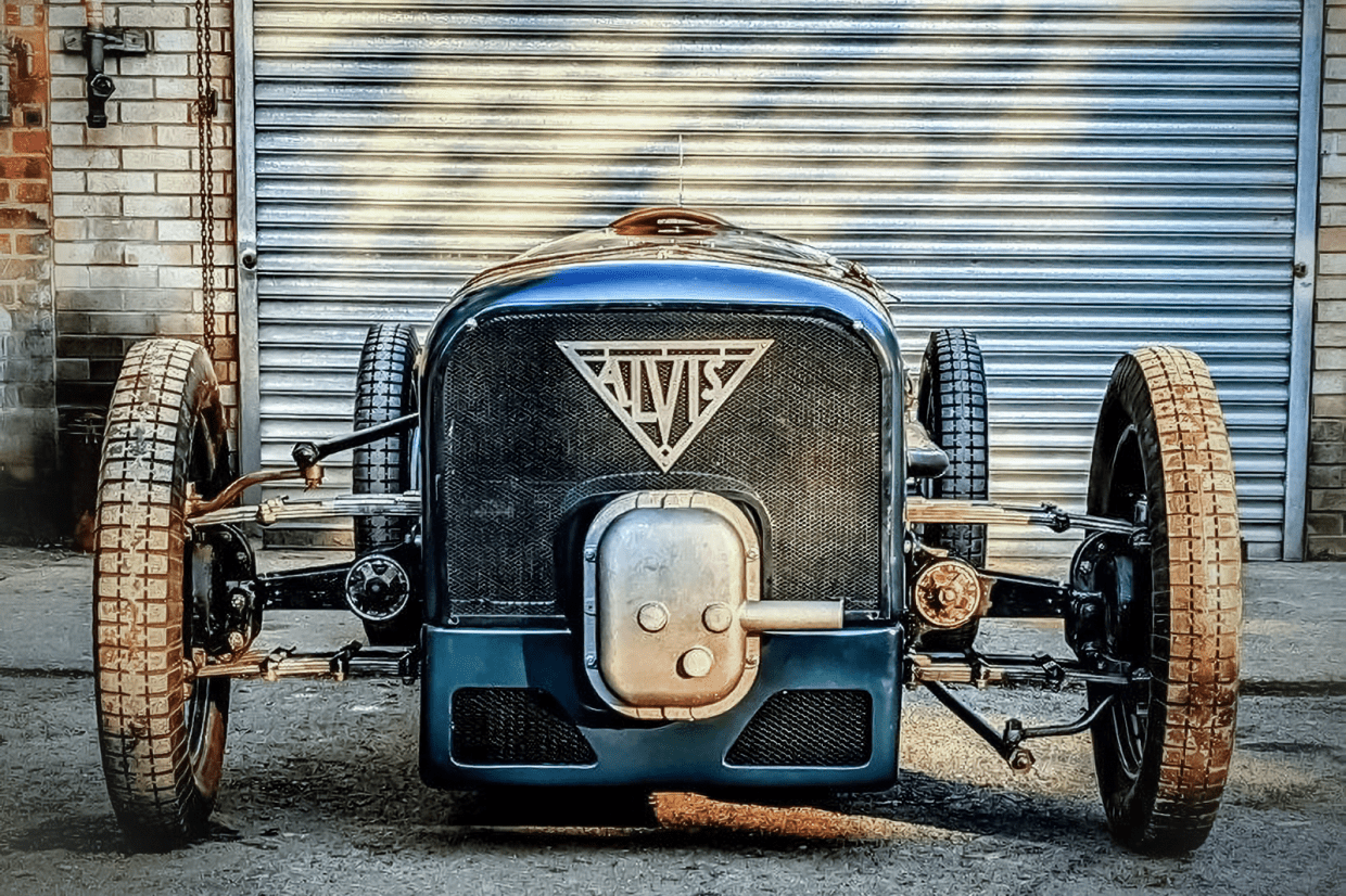 Xe cổ điển & xe thể thao – Alvis hoà n thà nh việc khôi phục chiếc xe Grand Prix duy nhất còn tồn tại của mình