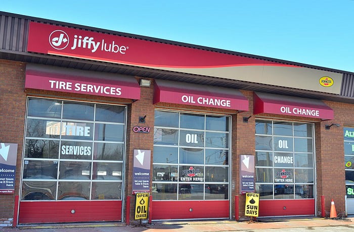 Do You Tip At Jiffy Lube? (Solved) Do You Tip At Jiffy Lube? (Solved)