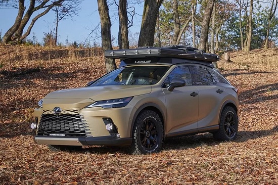 Lexus RX Outdoor 2023.