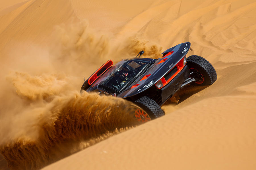 Carlos Sainz: "I expect a tough Dakar. But I'm dreaming of winning the race. I'm sure it can come"