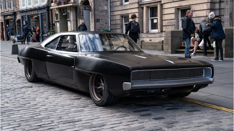 chi tiet chiec dodge charger cua dom trong fast furious 9 2 205708j Detail The 1968 Dodge Charger captured Dom's heart in 'Fast & Furious'.