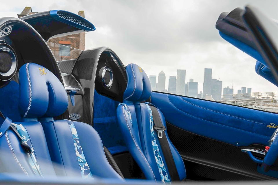 pagani, huayra, zonda, huayra bc, huayra roadster, huayra roadster bc, huayra bc roadster, pagani huayra, bape, hypebeast, utopia, hypercar, supercar, bugatti, koenigsegg, lamborghini, ferra, pahuari, bamclarpeen huayra bc bape, paris motor show, benny caiola, horacio pagani he 12