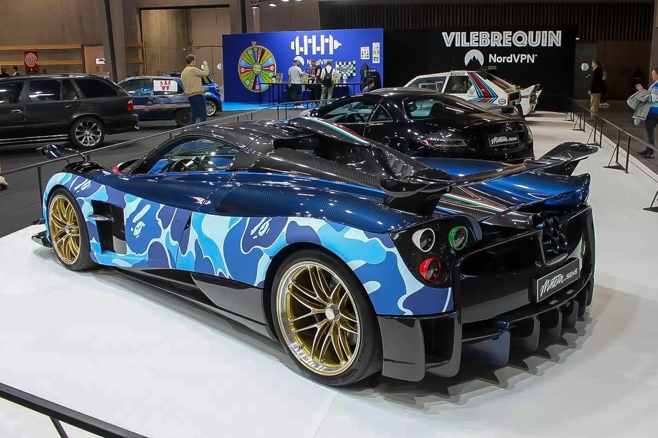 pagani, huayra, zonda, huayra bc, huayra roadster, huayra roadster bc, huayra bc roadster, pagani huayra, bape, hypebeast, utopia, hypercar, supercar, bugatti, koenigsegg, lamborghini, ferra, pahuari, bamclarpeen huayra bc bape, paris motor show, benny caiola, horacio pagani anh 2