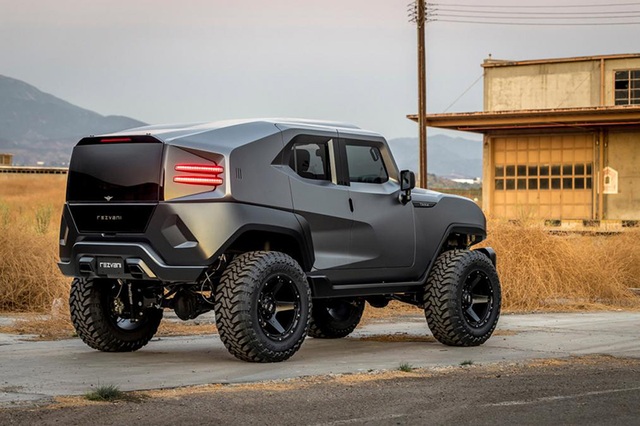 Rezvani Tank – Bulletproof supercar for Arab kings - 7