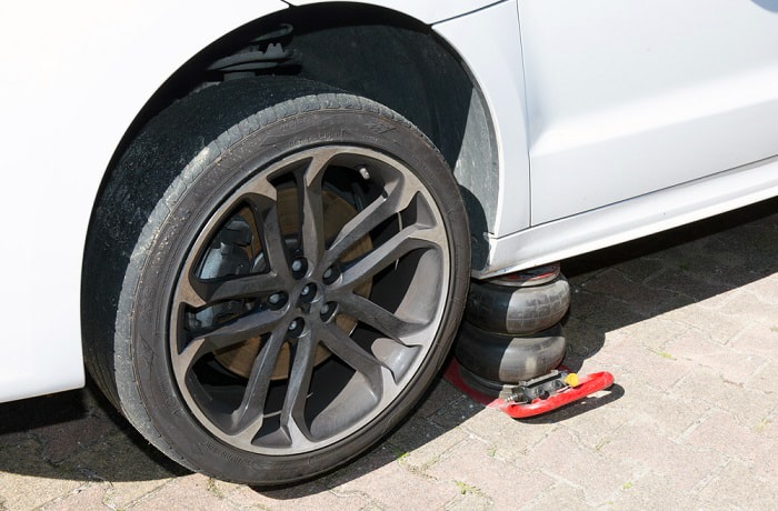 How To Make Wheel Wells Black? (Helpful Tips)