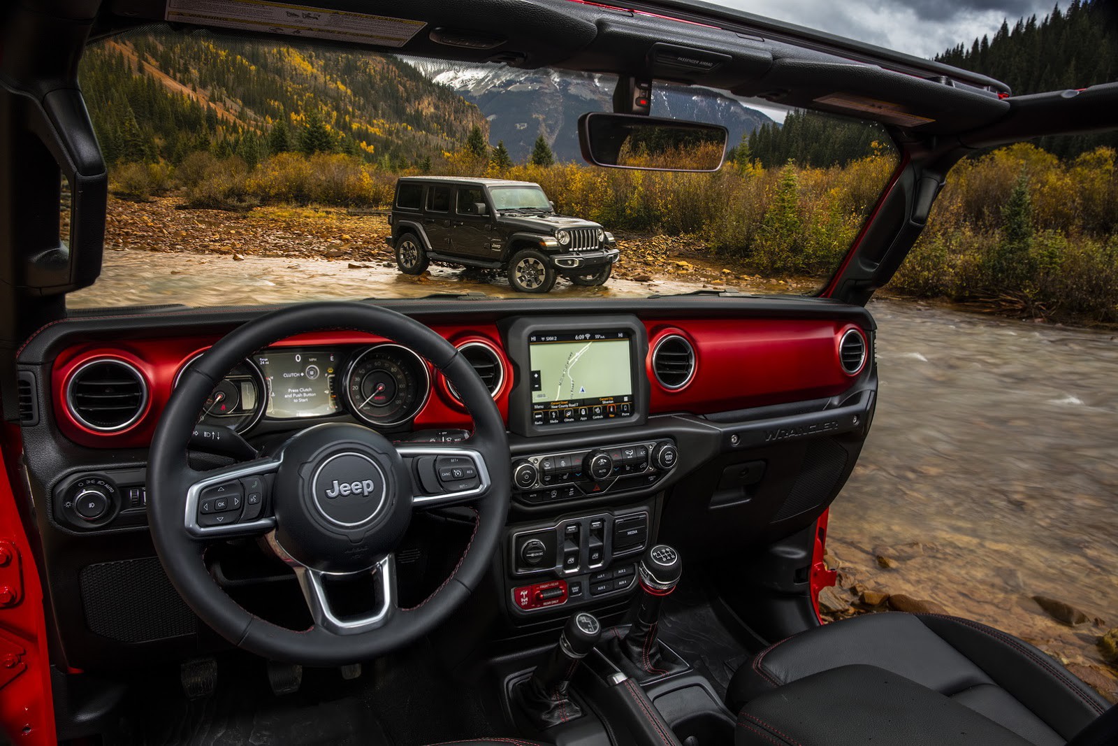 Lộ nội thất của xe việt dã Jeep Wrangler 2018