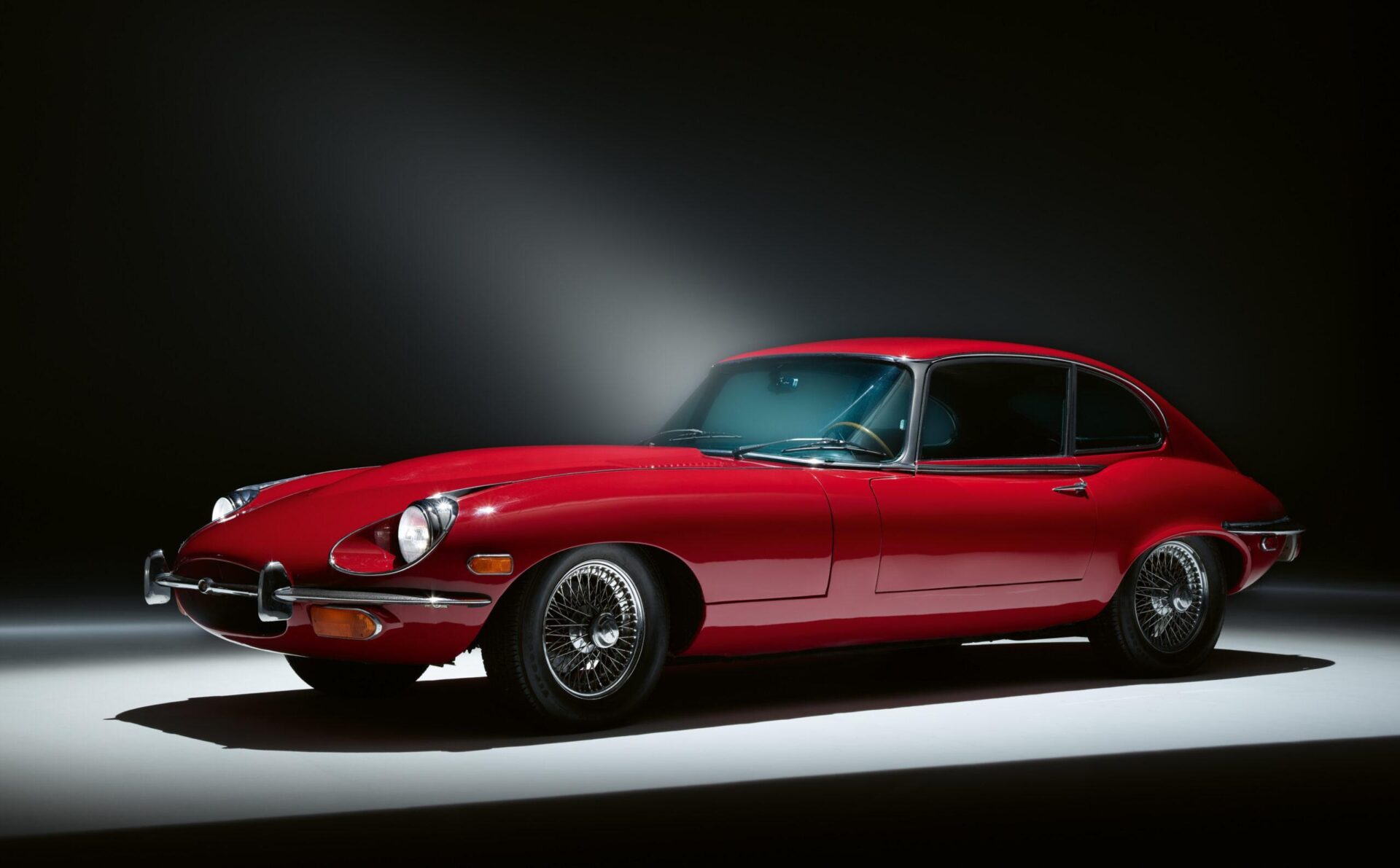 The Jaguar E-Type Has a History as Rich as the Car Is Beautiful - Bloomberg