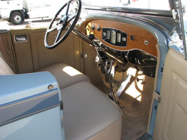 Cơ hội sở hữu xe hơi của Charlie Chaplin