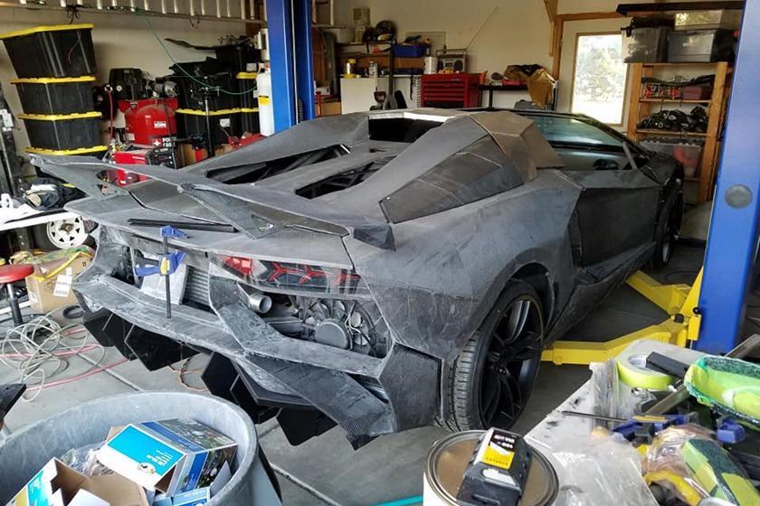 Phà sản xuất cho một chiếc Lamborghini Adventador in 3D là và o khoảng 20.000 USD. Ảnh: Carbuzz
