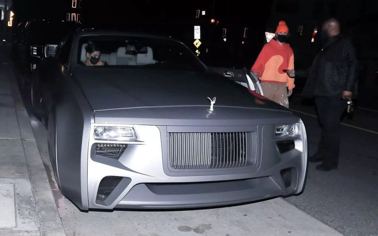 7e01126c355dbc1abb5202ef7d3c1c39 Justin Bieber has owned the most outstanding luxury Rolls-Royce in the world with a value of up to several million dollars.