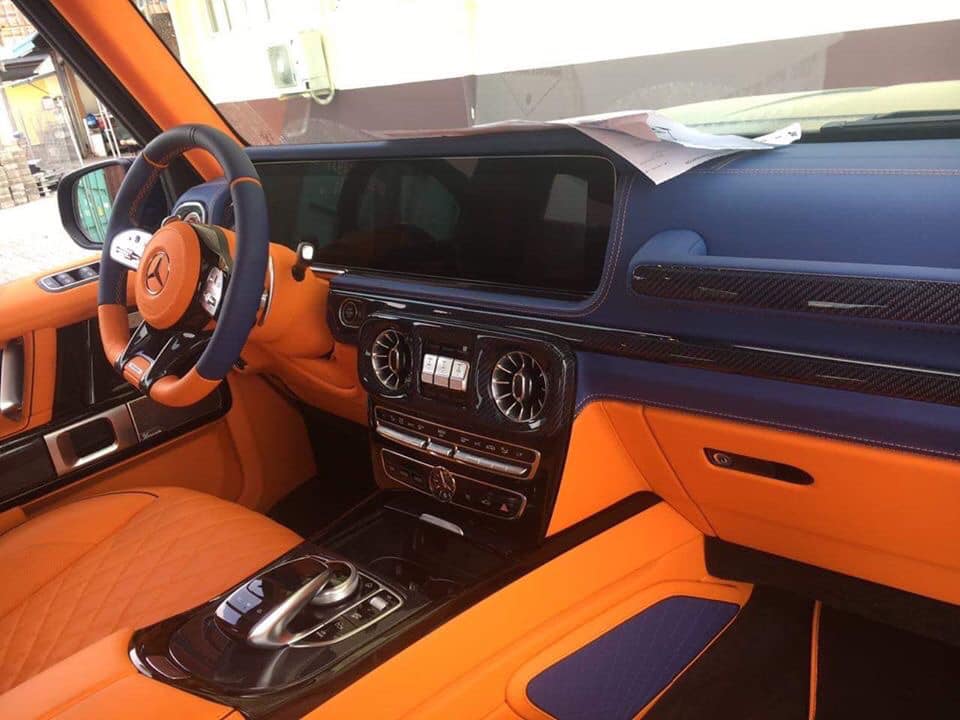 Khui công Mercedes-AMG G63 độ Brabus thứ 3 vỠViệt Nam, nội thất mà u cam xanh độc nhất vô nhị