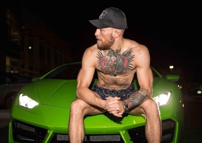 Chiêm ngưỡng dàn siêu xe của Conor McGregor