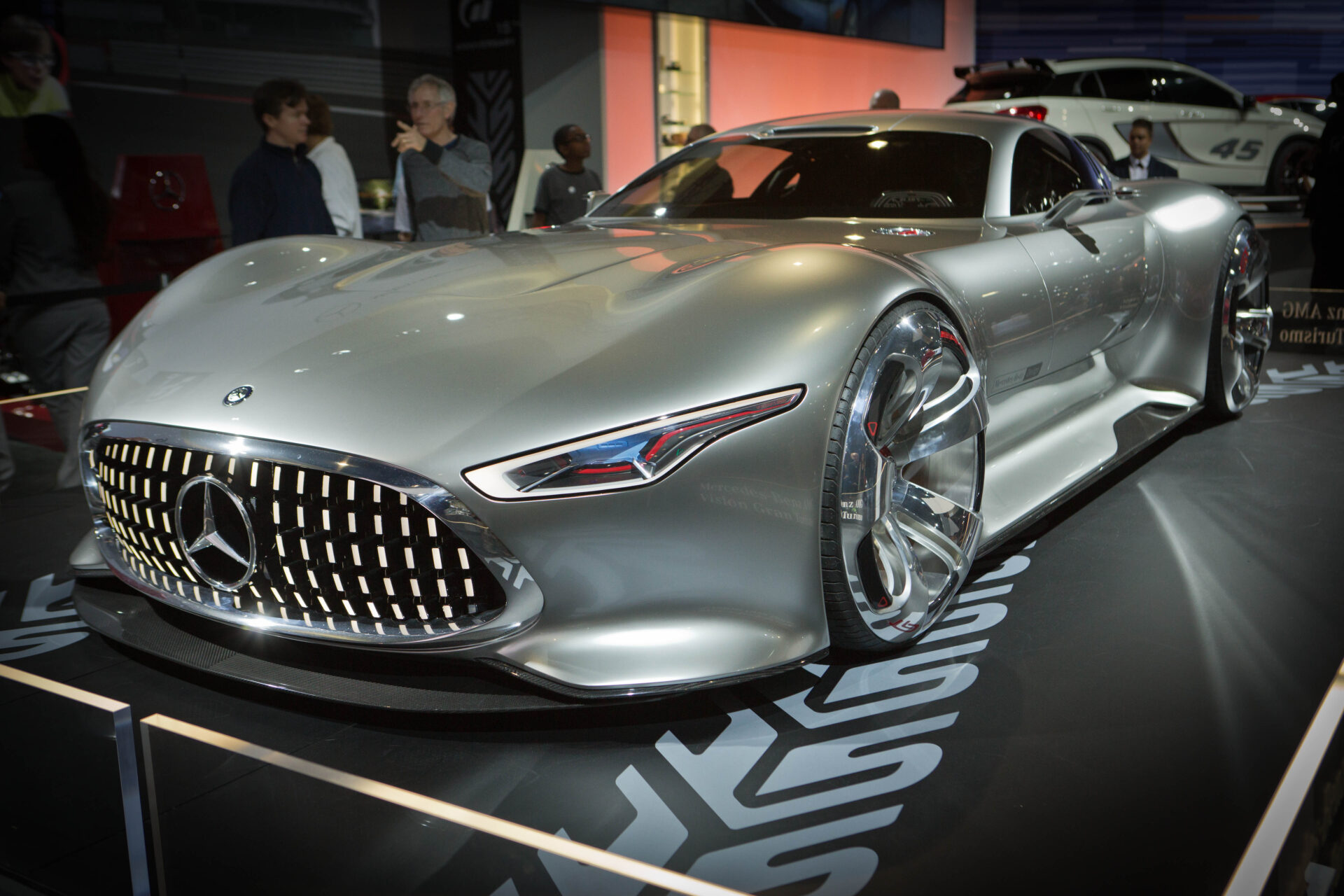Mercedes-Benz AMG Vision Gran Turismo - Wikipedia