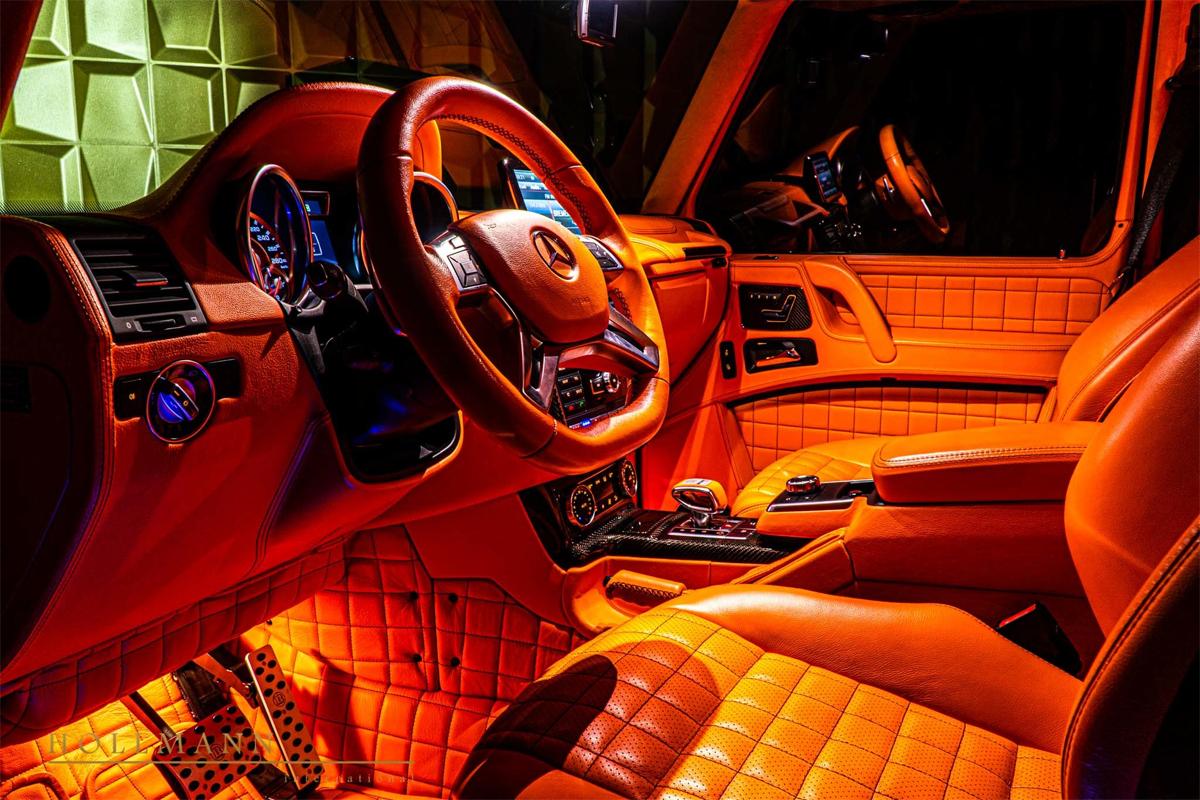 Siêu xe Mercedes AMG G63 6x6 hóa 'Quái thú' triệu đô 700 mã lực