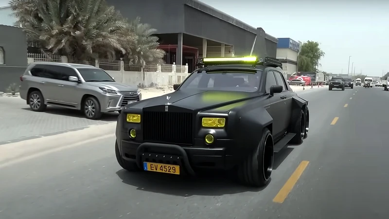 Crean un Rolls-Royce Phantom 6x6, cuando el dinero y el buen gusto no van de