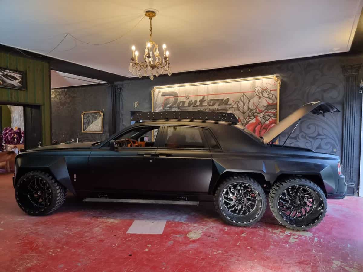 World's first 6×6 Rolls Royce Phantom – Supercar Blondie