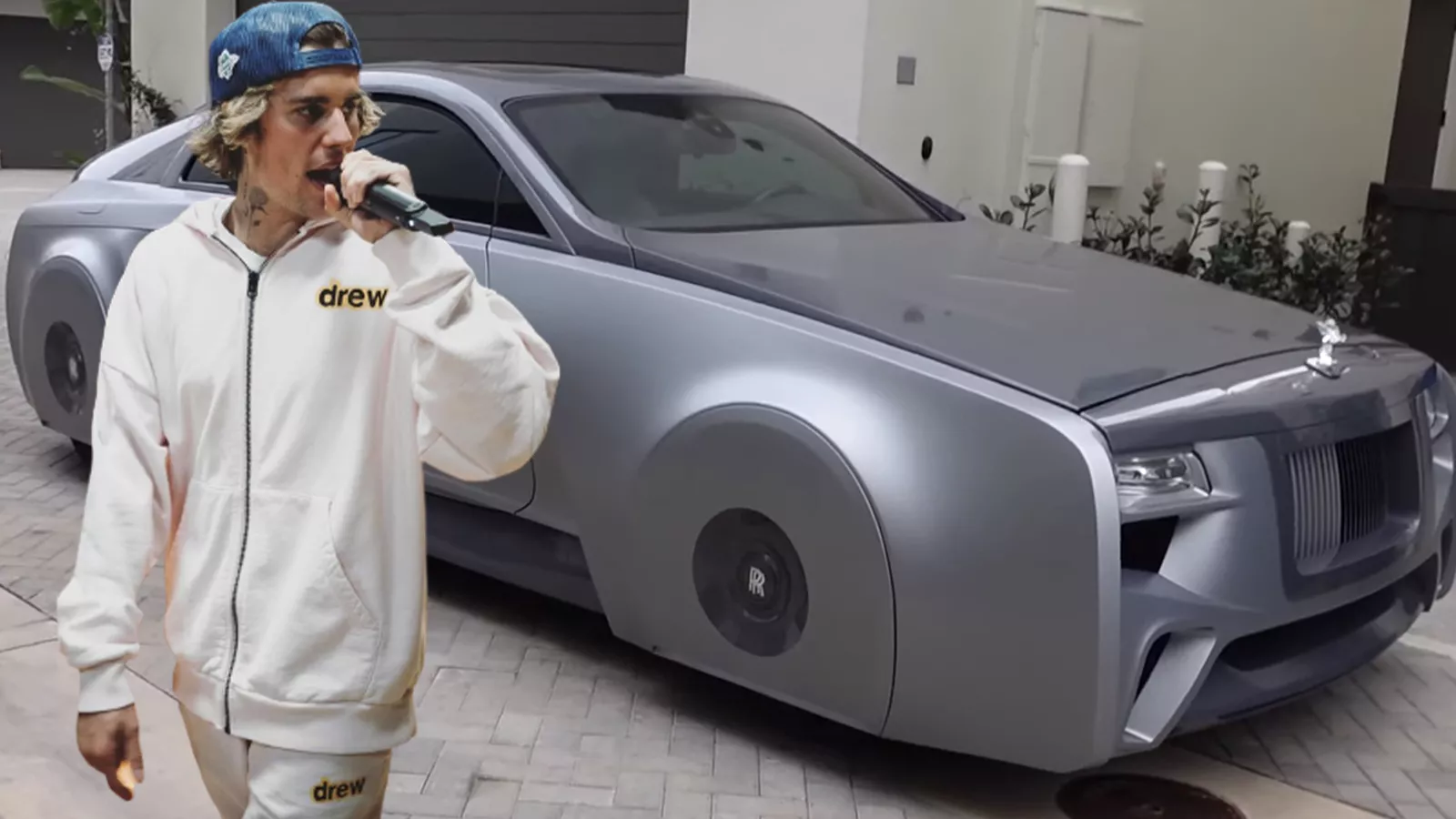 YouTuber stunned after spotting Justin Bieber Rolls Royce by West Coast Customs Justin Bieber has owned the most outstanding luxury Rolls-Royce in the world with a value of up to several million dollars.