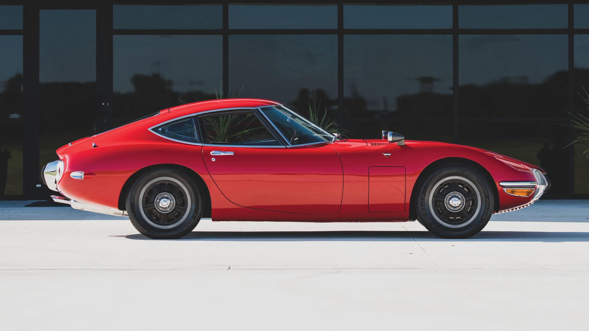 Toyota 2000GT