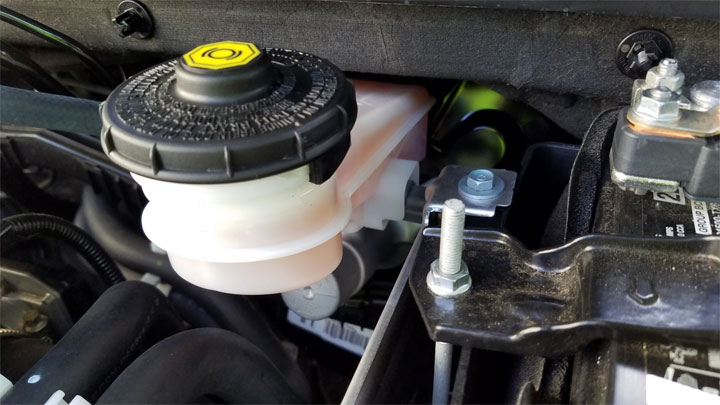 brake fluid leak symptoms - Bad Brake Master Cylinder Symptoms