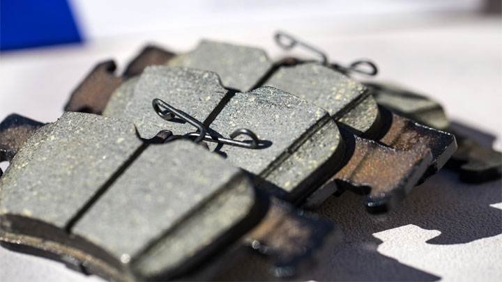 brake pads - Brake Shoes vs Brake Pads
