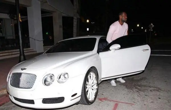 Chiêm ngưỡng dà n "xế hộp" xa xỉ của các sao bóng rổ NBA 4