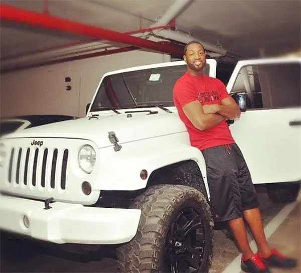 Chiêm ngưỡng dà n "xế hộp" xa xỉ của các sao bóng rổ NBA 12