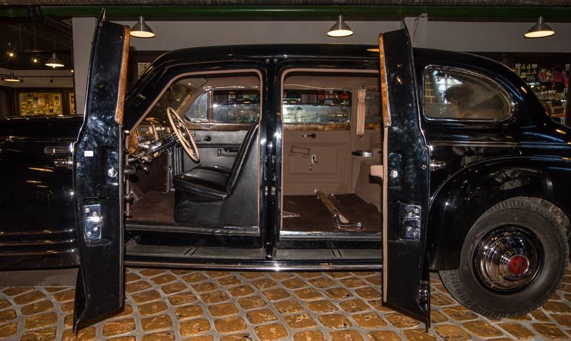 Bà hiểm vụ trộm siêu xe của cố lãnh đạo Stalin