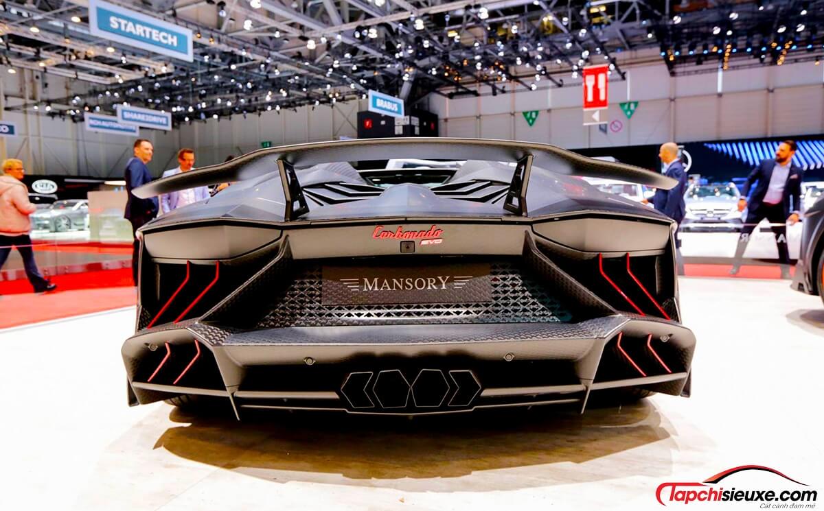Mansory trình là ng dà n siêu xe độ cực khủng tại triển lãm Geneva 2019 - Lamborghini Aventador Carbonado