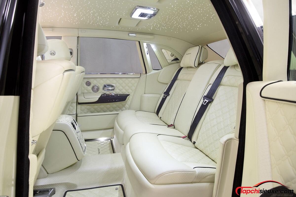 Rapper Drake sắm Rolls-Royce Phantom VIII với biểu tượng cú và ng, mắt gắn kim cương thay logo Spirit of Ecstasy