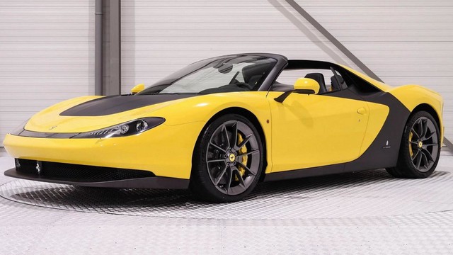 Siêu xe hiếm nhưng đã qua sử dụng Ferrari Sergio có giá không tưởng - Ảnh 1.