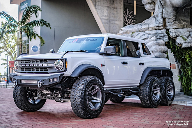 Ford Bronco phiên bản 6x6 có những gì đặc biệt? - 1