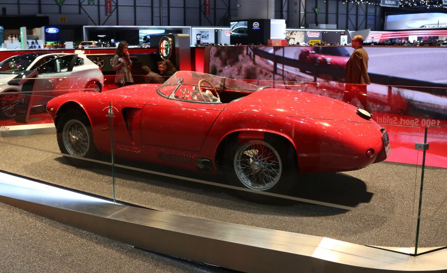 Chiêm ngưỡng 11 xe cổ tuyệt đẹp tại Geneva Motor Show 2015