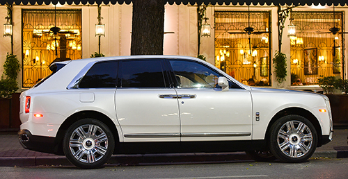 9 bao the image of the rock s world s first diamond encrusted rols royce culinan suv attracts millions of netizens ttention 64bd5bb5879d4