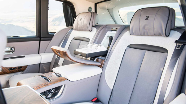 11 bao the image of the rock s world s first diamond encrusted rols royce culinan suv attracts millions of netizens ttention 64bd5bb74460d