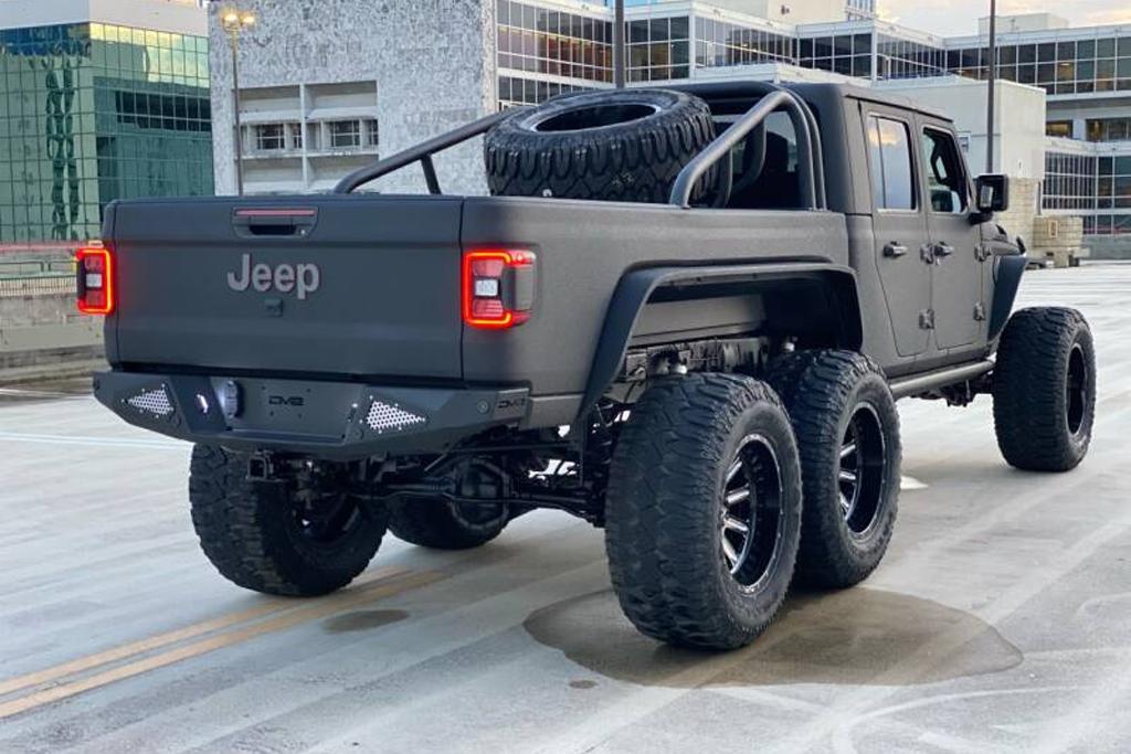 V8 Jeep Gladiator 6x6 is nuts - carsales.com.au
