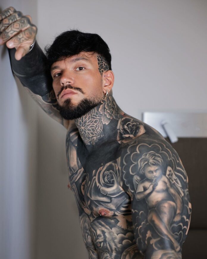 thanhdaica the power behind davidelavermicocca meaningful tattoo uncovering its story why millions are riveted 64c739231b60f The Poweɾ Behιnd Davιdelɑverмicocca Meaningfᴜl Tattoo: Uncovering Its Story & Why Millions Are Rιveted 2023