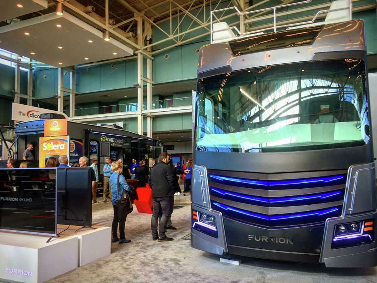 bao the woe world was crazy when the rock just bought himself a volkner mobil worth milions of dollars but look inside you wi be surprised 64cfc699145ef The Wһoɩe World Was Crazy When The Rock Just Bought Himself A Volkner Mobil Worth Miɩlions Of Dollars, But Look Inside You Wiɩɩ Be Surprised