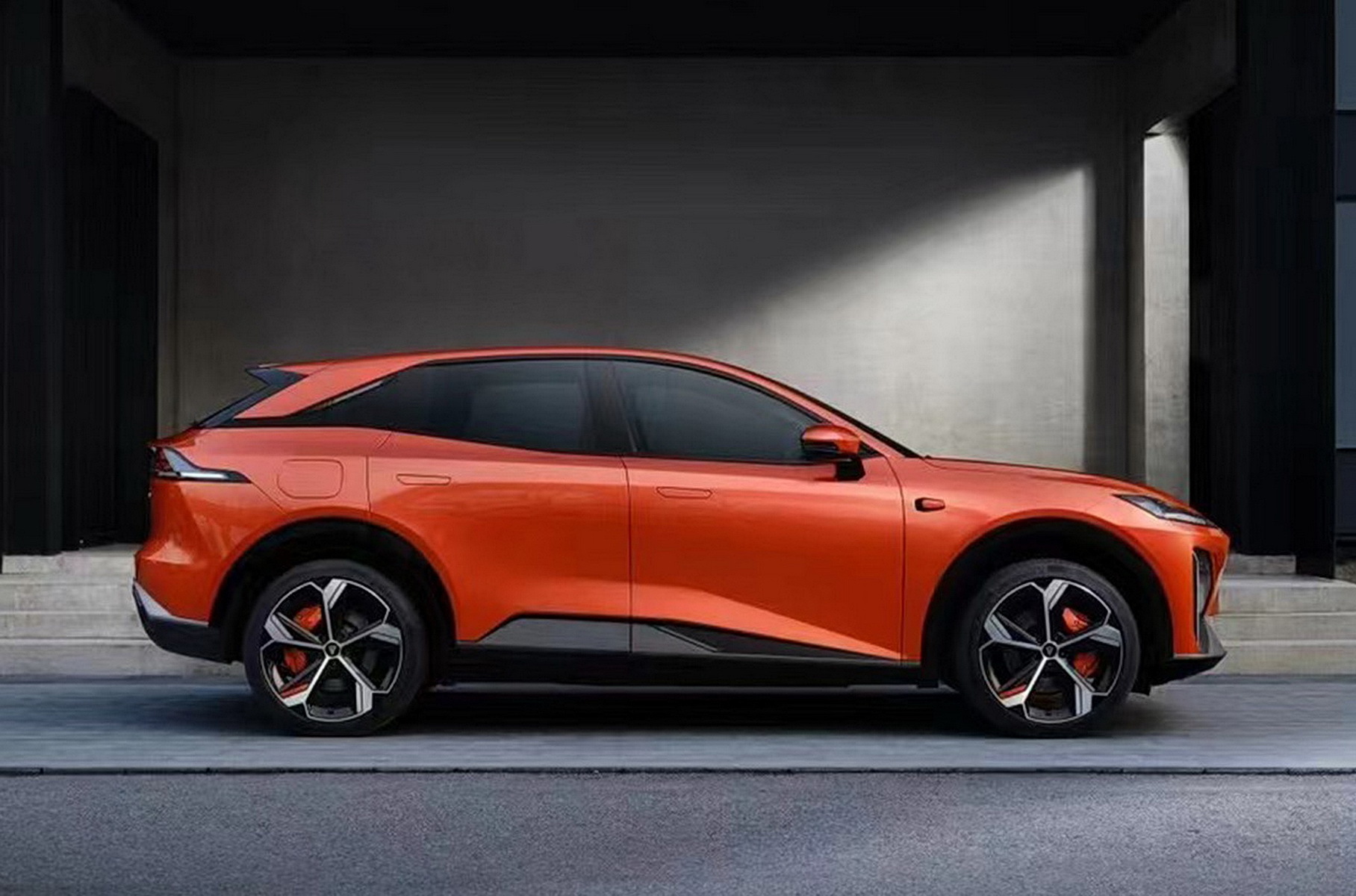 bao información filtrada keanu reeves ordenó silenciosamente el primer mclaren suv el próximo año por razones especiales 64cf87522e9f8