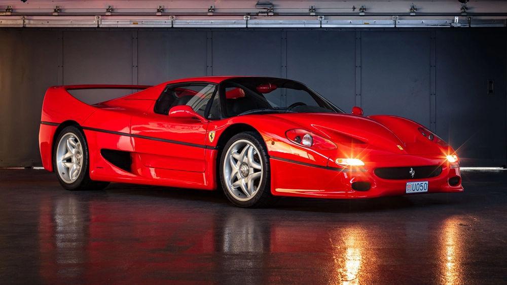 Ferrari F50 siêu xe của tay đấm Mike Tyson được bán đấu giá
