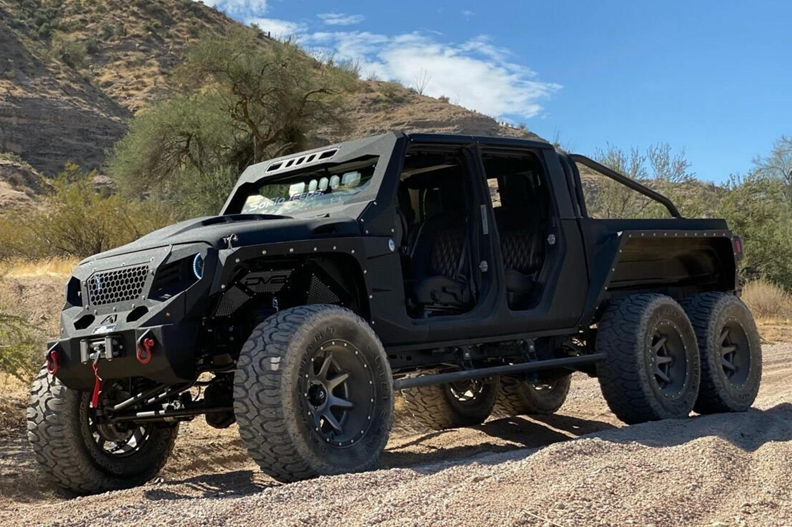 lamtac encounter muscle monster soflo jeeps builds a x wheels with hp engine block costing more than thousand dollars 64d5dfae5997d Encounter "muscle Monster" Soflo Jeeps Builds A 6x6 6 Wheels With 700 Hp Engine Block Costing More Than 400 Thousand Dollars