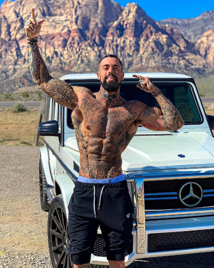 thanhdaica discover how chris kash fleming s coolest tattoos captured the attention of millions worldwide 64cdc56e1ecf2 Discover How Chris 'kash' Fleming's Coolest Tattoos Captured The Attention Of Millions Worldwide!