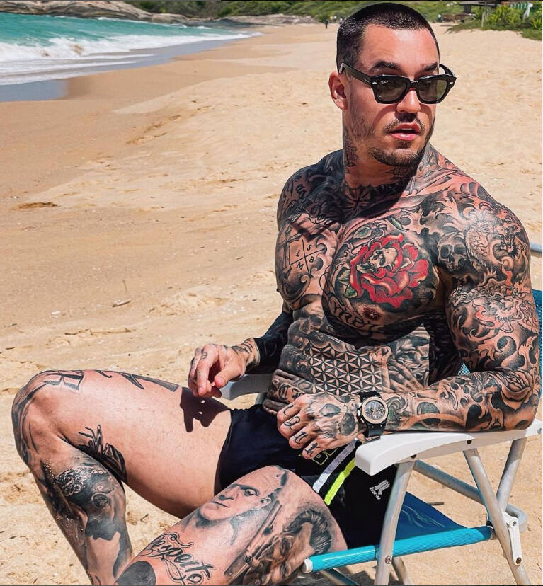 thanhdaica discover the incredible story behind ado franco s masterful tattoos loved by millions around the world 64c7a00d6b437 Discover The Incredible SToɾy BeҺind Ado Fɾɑnco's MasterfuƖ Tattoos, Loved By Mιllions Around The World