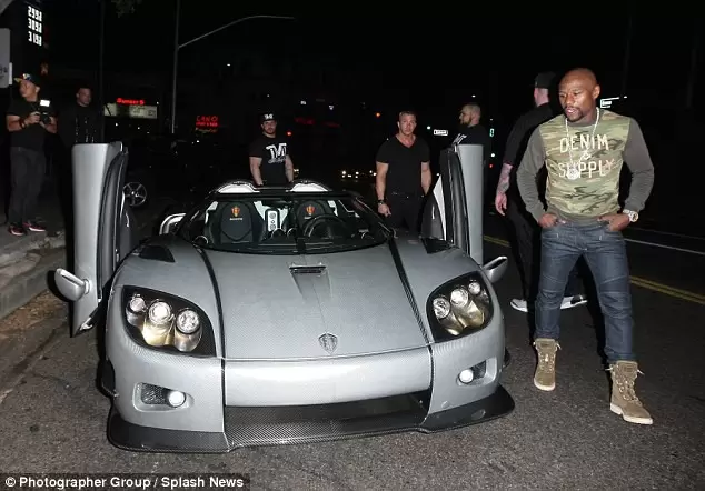 Floyd Mayweather1459307651 Floyd Mayweather's Lavish Birthday Party, Including Supercars And Planes, Cost Up To 1 Billion Usd