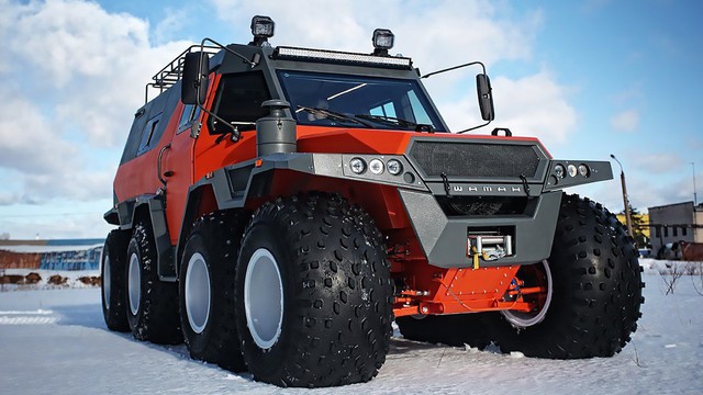 Revealing a giant 8-wheel SUV that surpasses the offroad king Mercedes-AMG G63 6x6 - Photo 7. Revealing a giant 8-wheel SUV that surpasses the offroad king Mercedes-AMG G63 6x6 - Photo 7.