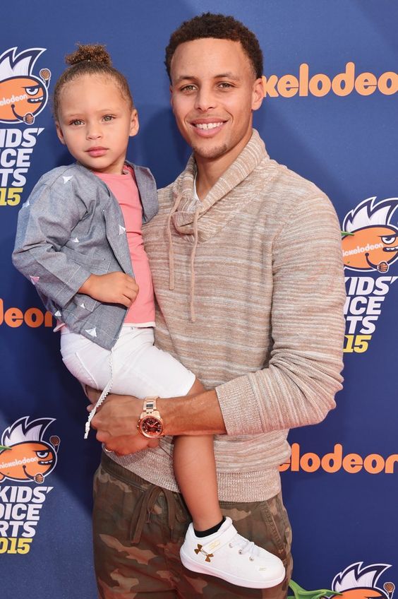 likhoa steph curry brought the cutest little date to the kids choice sports awards 6513abd0d2963 Steph Curry Brought The Cutest Little Date To The Kids' Choice Sports Awards